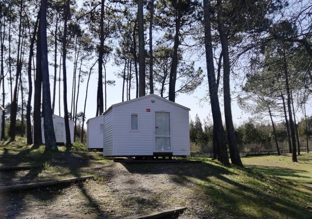 Parque De Campismo Orbitur Foz De Arelho. Hotel Foz do Arelho Bagian luar foto