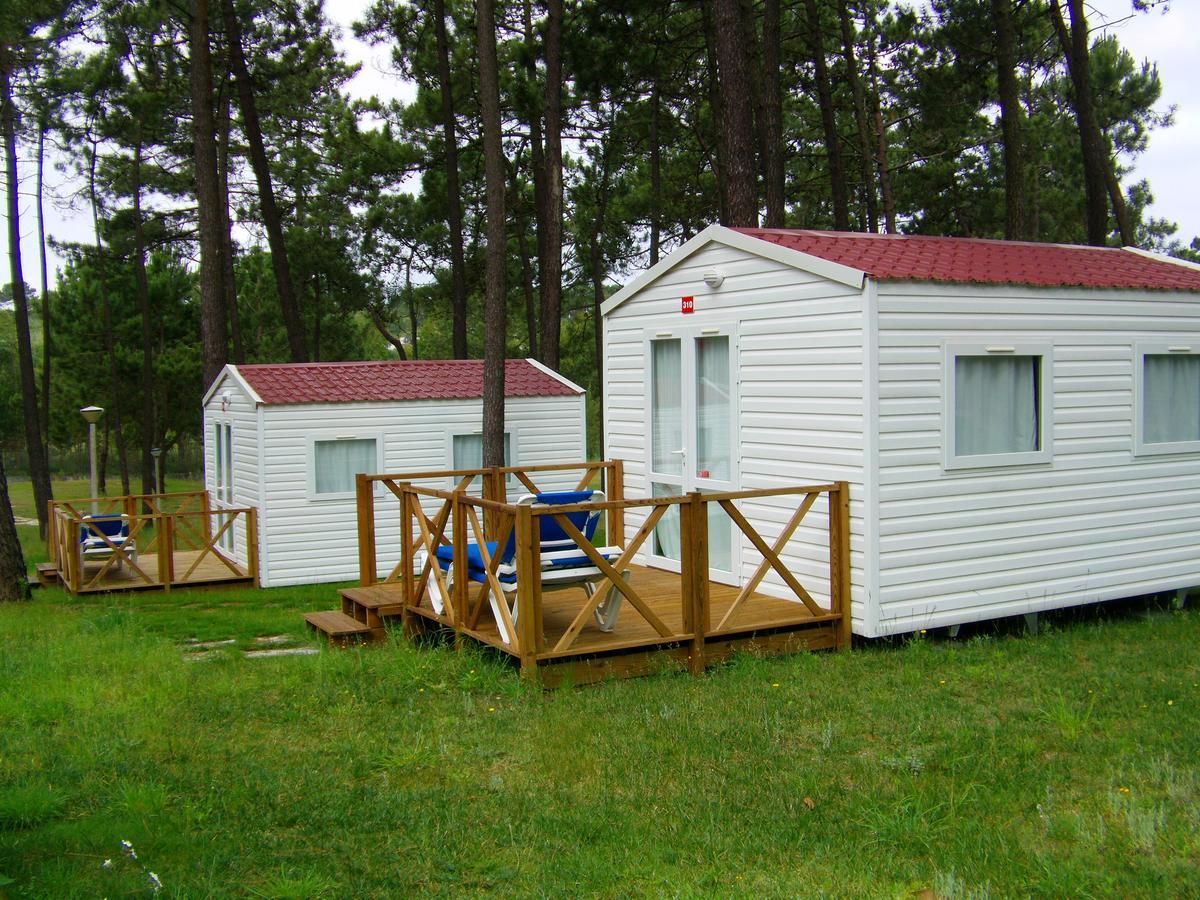 Parque De Campismo Orbitur Foz De Arelho. Hotel Foz do Arelho Bagian luar foto